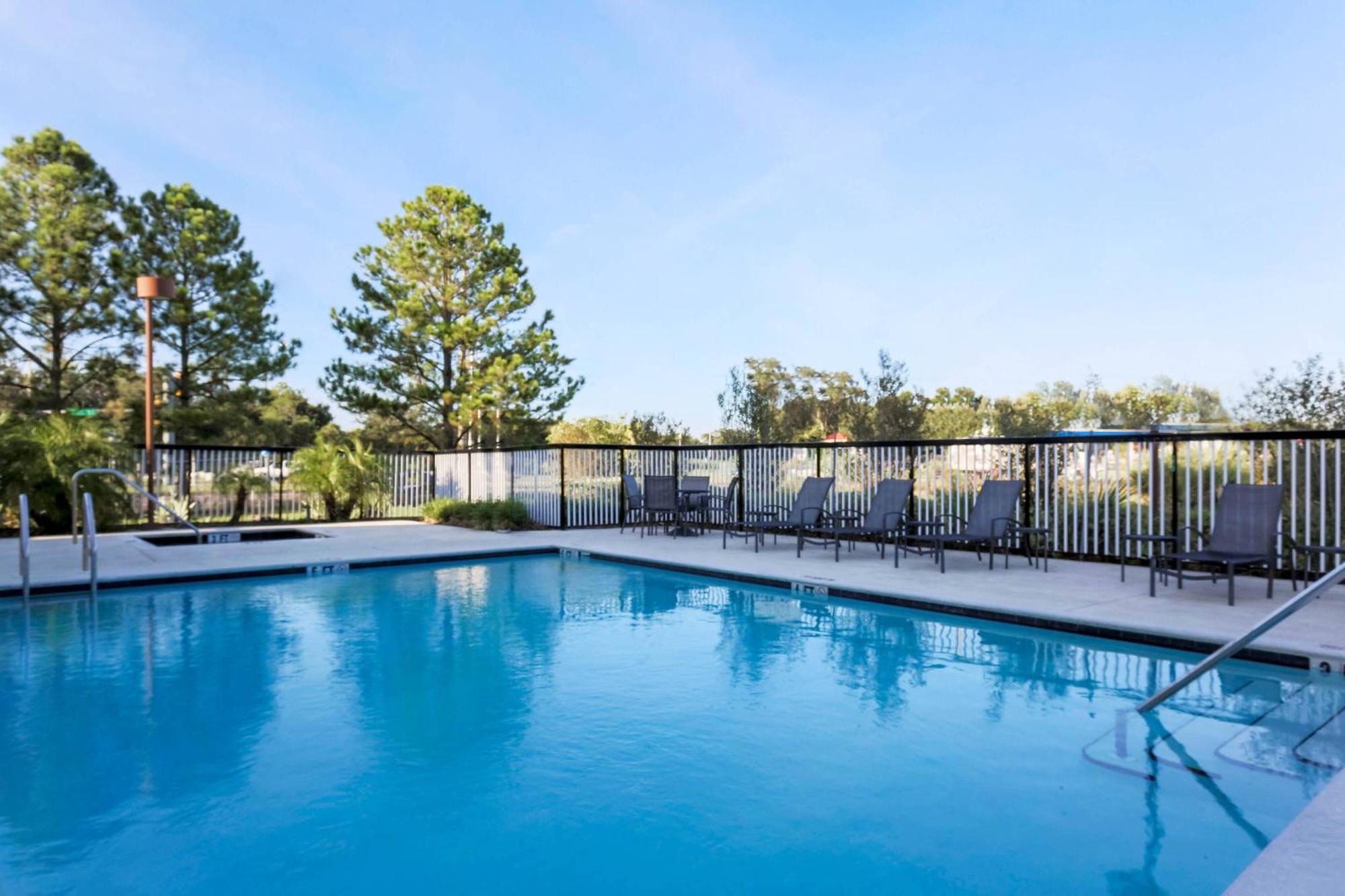 Fairfield Inn & Suites Tampa Fairgrounds/Casino Orient Park Εξωτερικό φωτογραφία