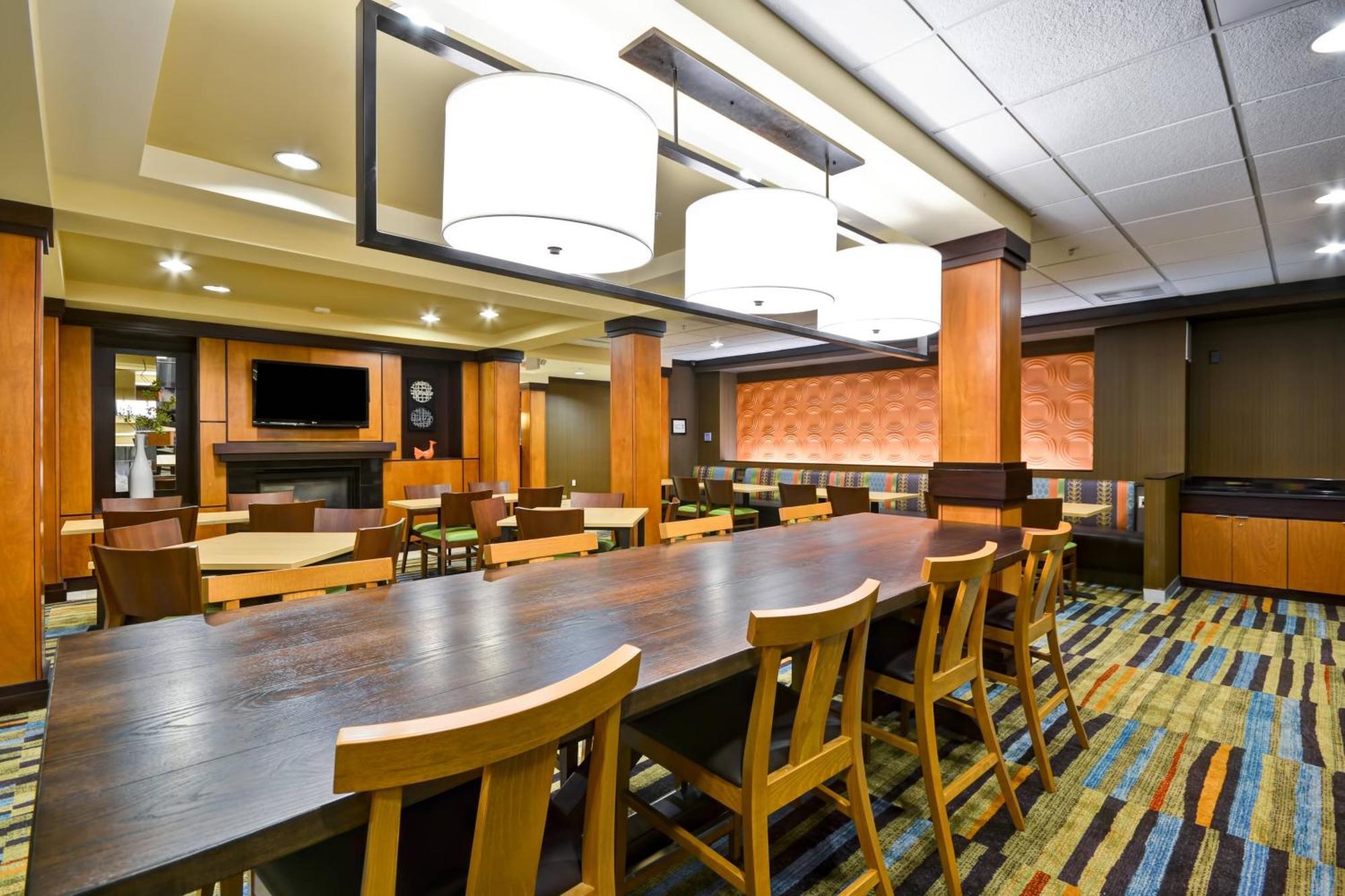 Fairfield Inn & Suites Tampa Fairgrounds/Casino Orient Park Εξωτερικό φωτογραφία