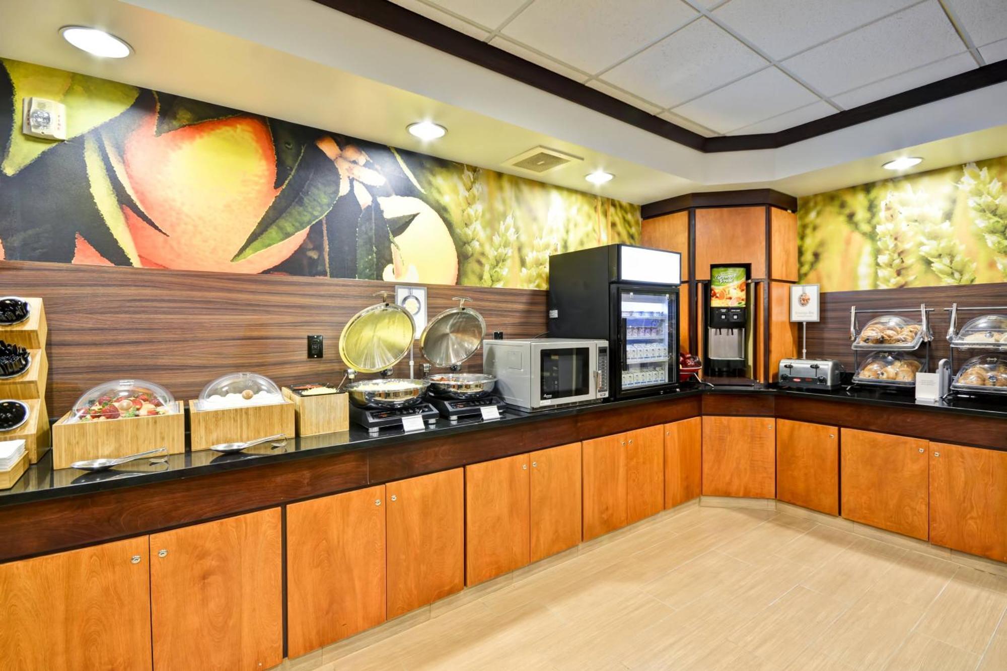 Fairfield Inn & Suites Tampa Fairgrounds/Casino Orient Park Εξωτερικό φωτογραφία