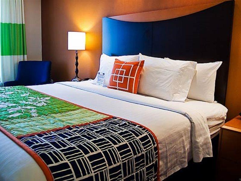 Fairfield Inn & Suites Tampa Fairgrounds/Casino Orient Park Εξωτερικό φωτογραφία
